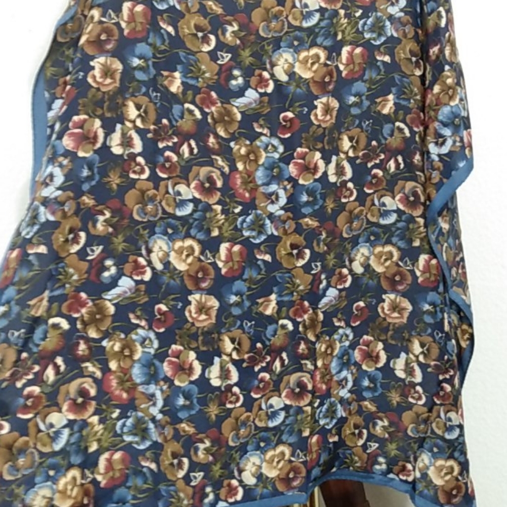 Vintage 100% Silk Scarf